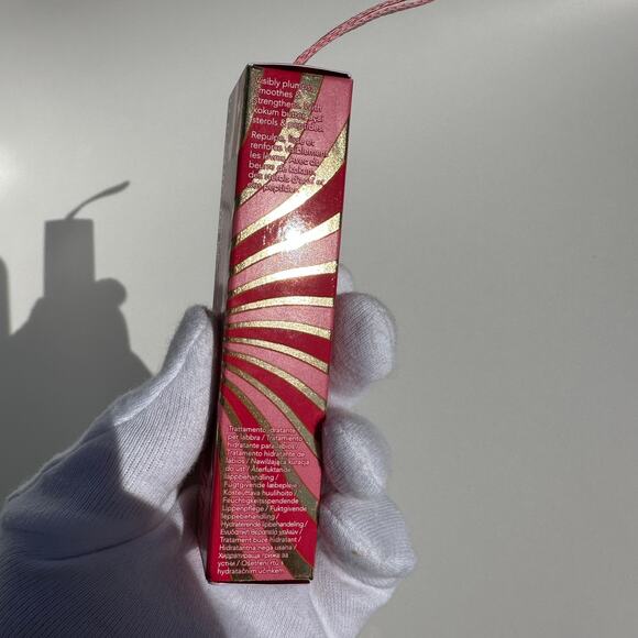 Ole Henriksen Pomegranate Fizz Pout Preserve Hydrating Peptide Lip Treatment - Picture 8 of 10